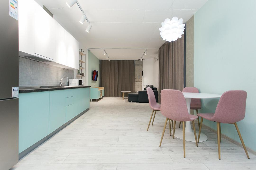 Vip Apartmen Loft Sumy Exterior photo